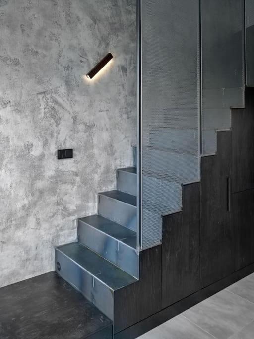 Rooftop Penthouse With Terrace, Prime Location Praga Exterior foto