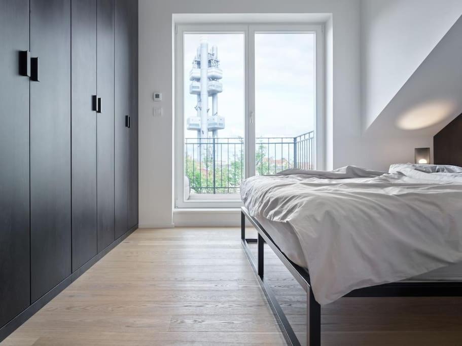 Rooftop Penthouse With Terrace, Prime Location Praga Exterior foto